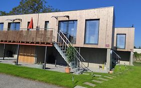 Little Tiny Village Haus 2